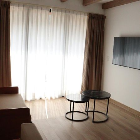 Ribera Del Rio Club Resort Сьенегилья Экстерьер фото